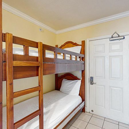Emerald Beach Resort 2131 Панама-Сити Экстерьер фото